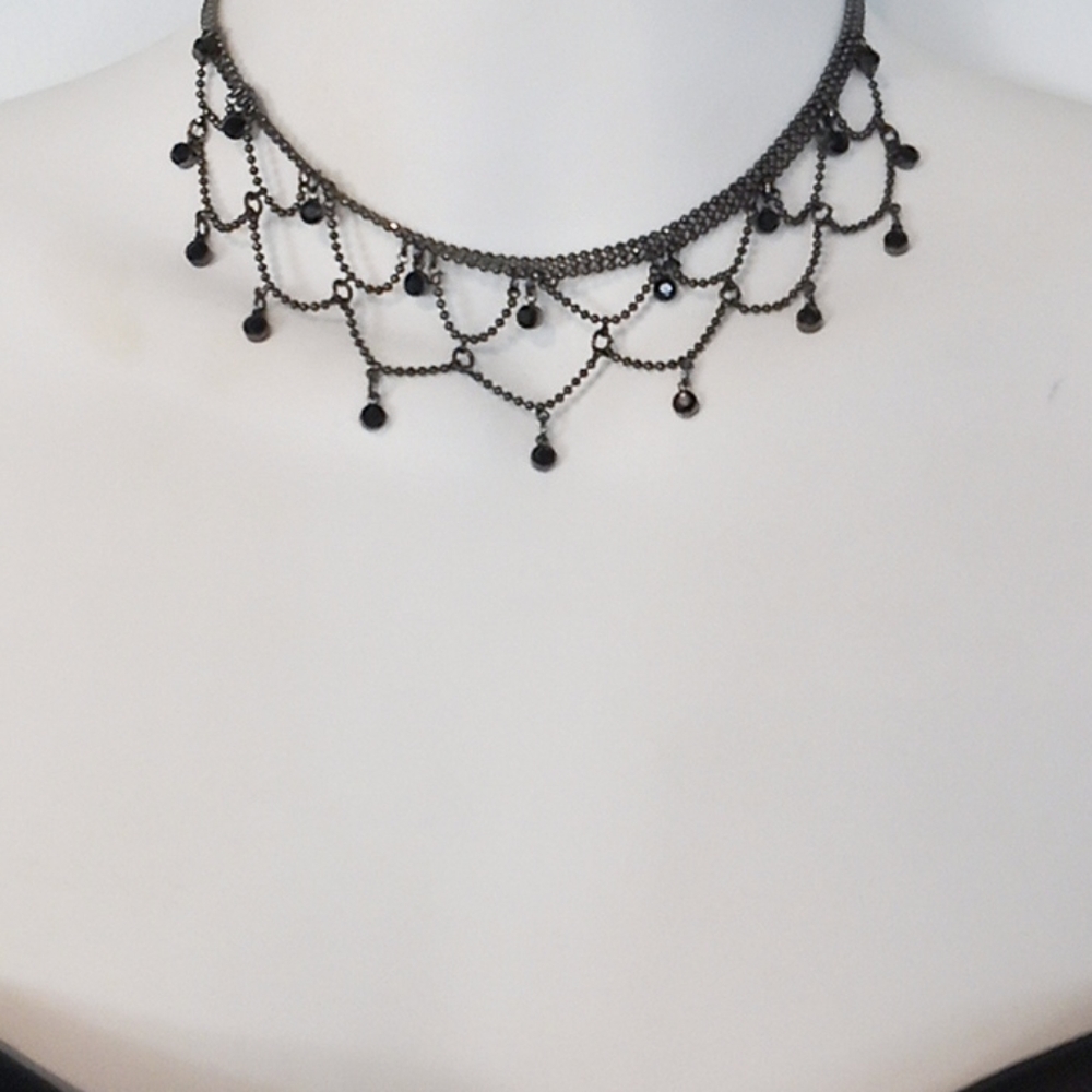 🆕 Guess Statement Necklace with Black Stones